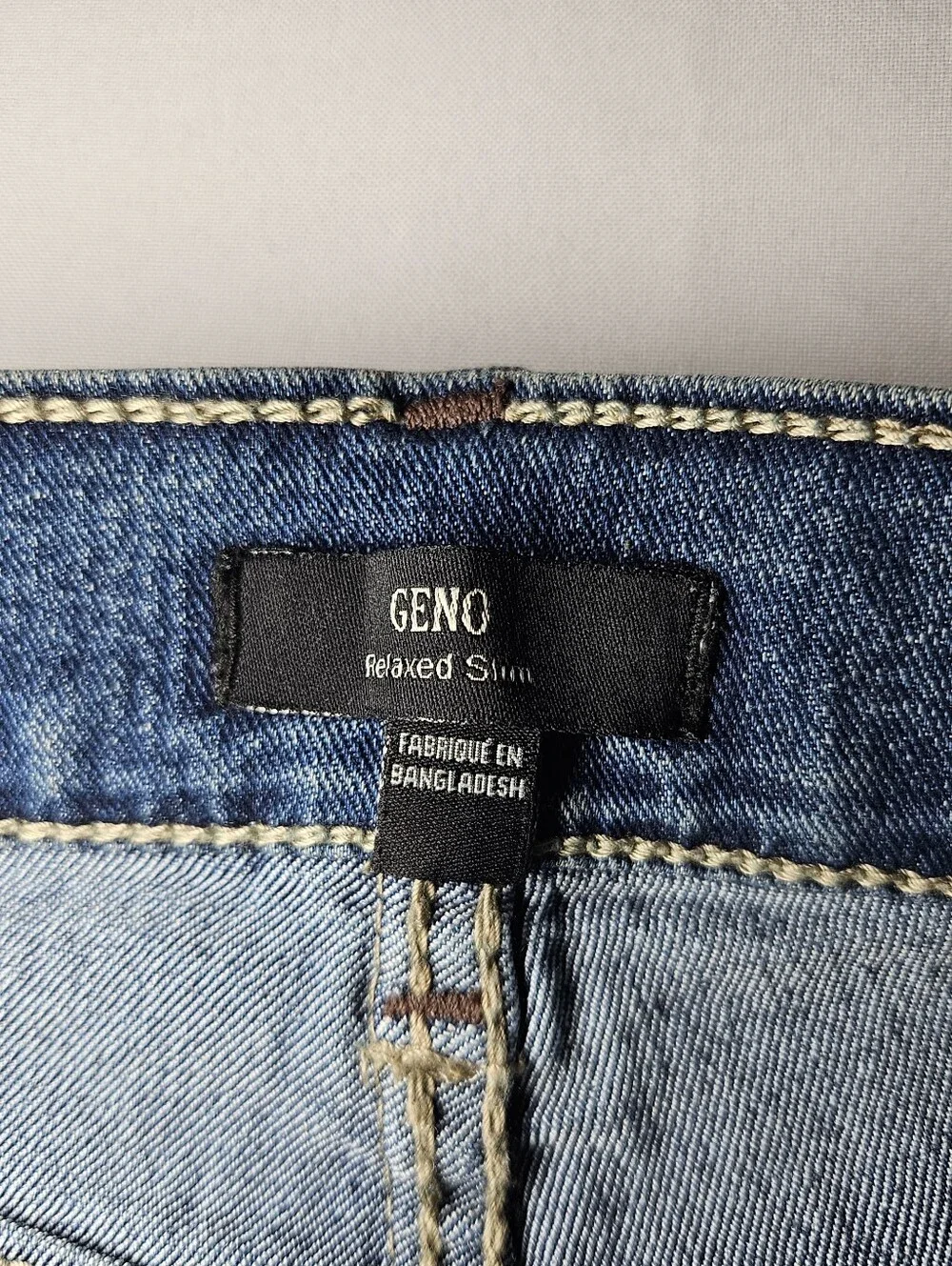 True Religion GENO BIG T Flap Pockets Relaxed Slim Jeans W32 L32 NWT